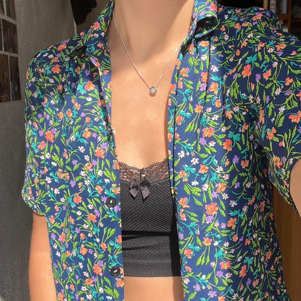 Bright floral button down, small